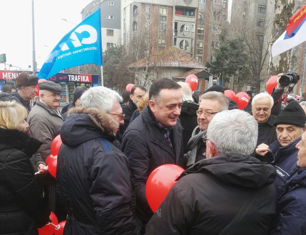 ПРЕДСТАВЉАЊА КАНДИДАТА: Најаве инвестиција, решења проблема...